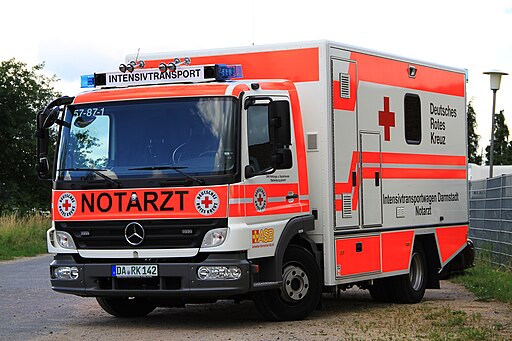 Intensivtransportwagen