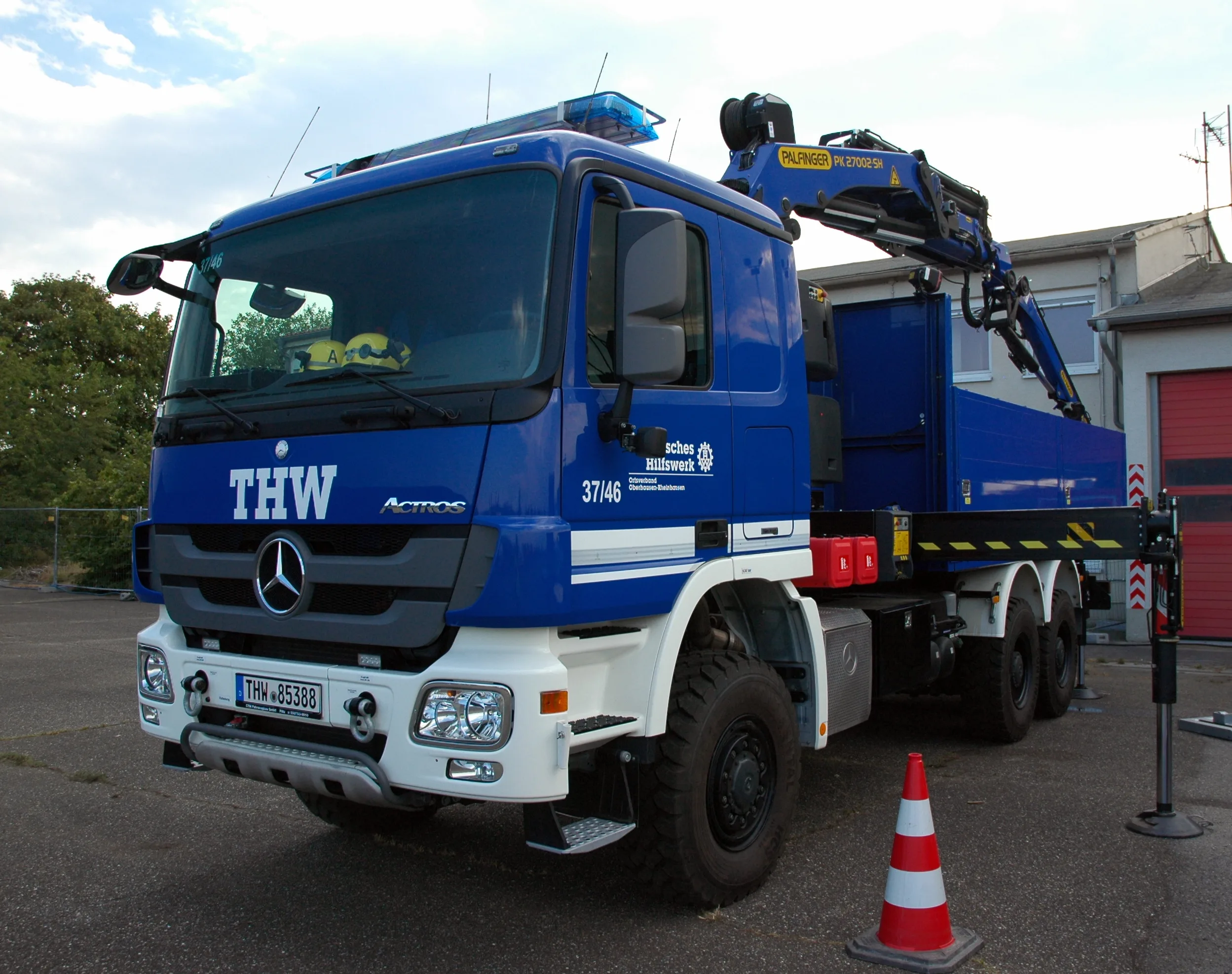 Einsatzfahrzeug THW